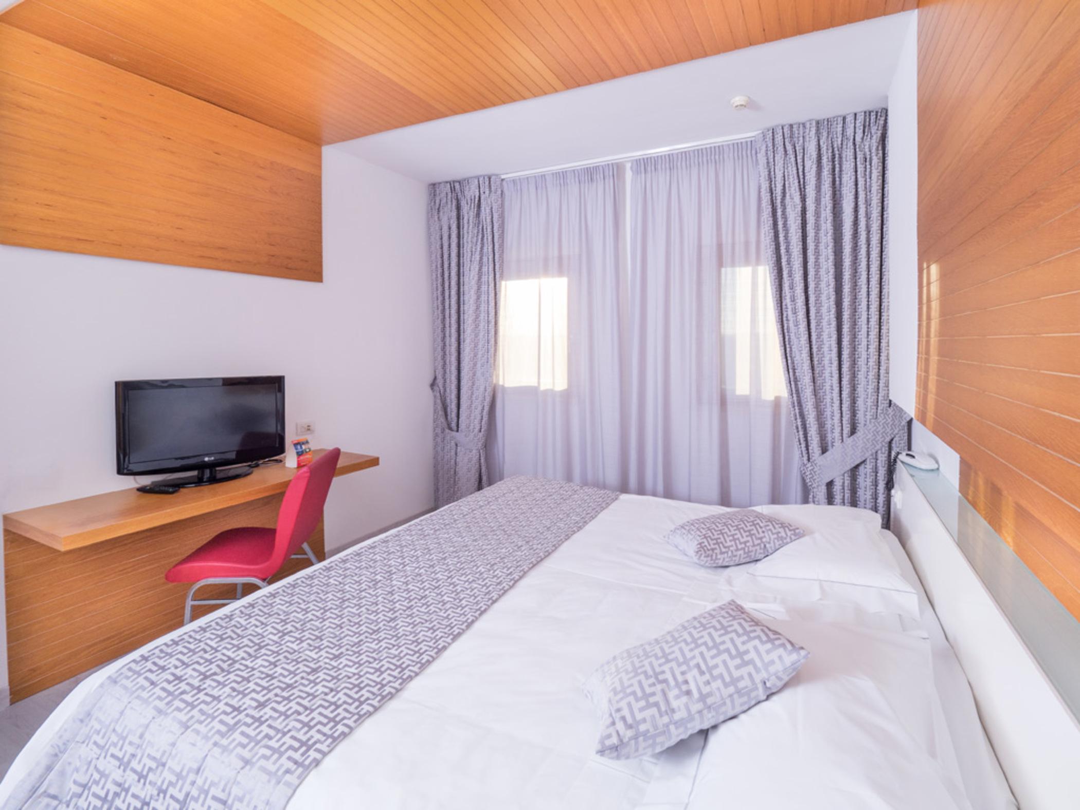 มอนตาแปร์ตี Hotel กาเซ็ตต้า ภายนอก รูปภาพ