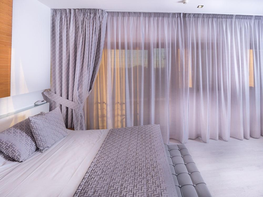 มอนตาแปร์ตี Hotel กาเซ็ตต้า ภายนอก รูปภาพ