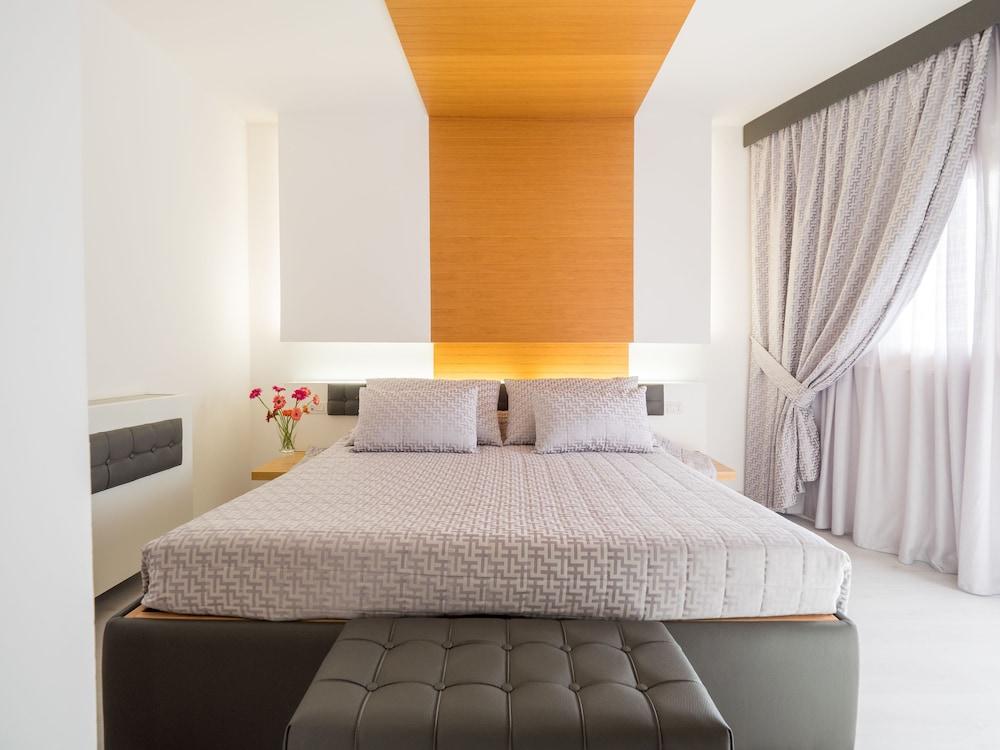 มอนตาแปร์ตี Hotel กาเซ็ตต้า ภายนอก รูปภาพ