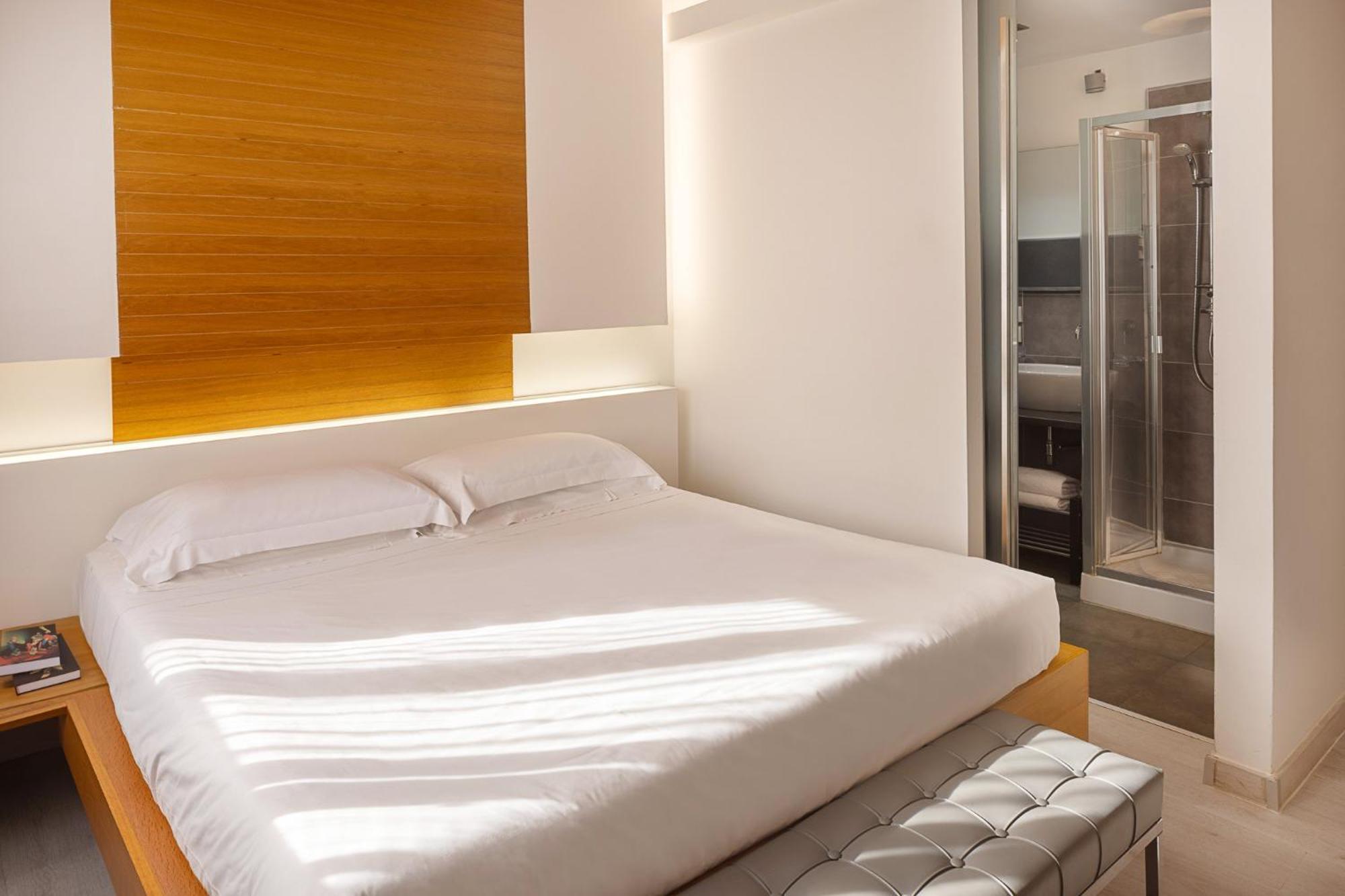 มอนตาแปร์ตี Hotel กาเซ็ตต้า ภายนอก รูปภาพ