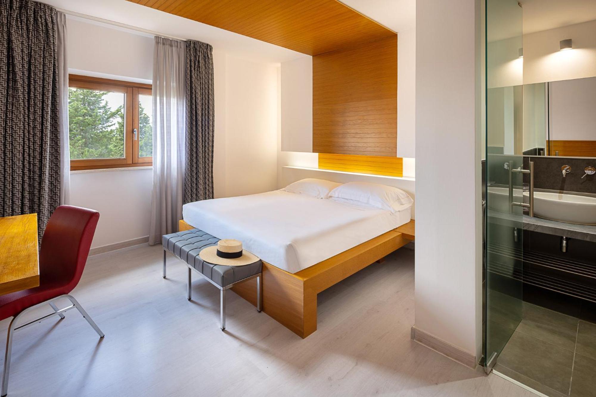 มอนตาแปร์ตี Hotel กาเซ็ตต้า ภายนอก รูปภาพ