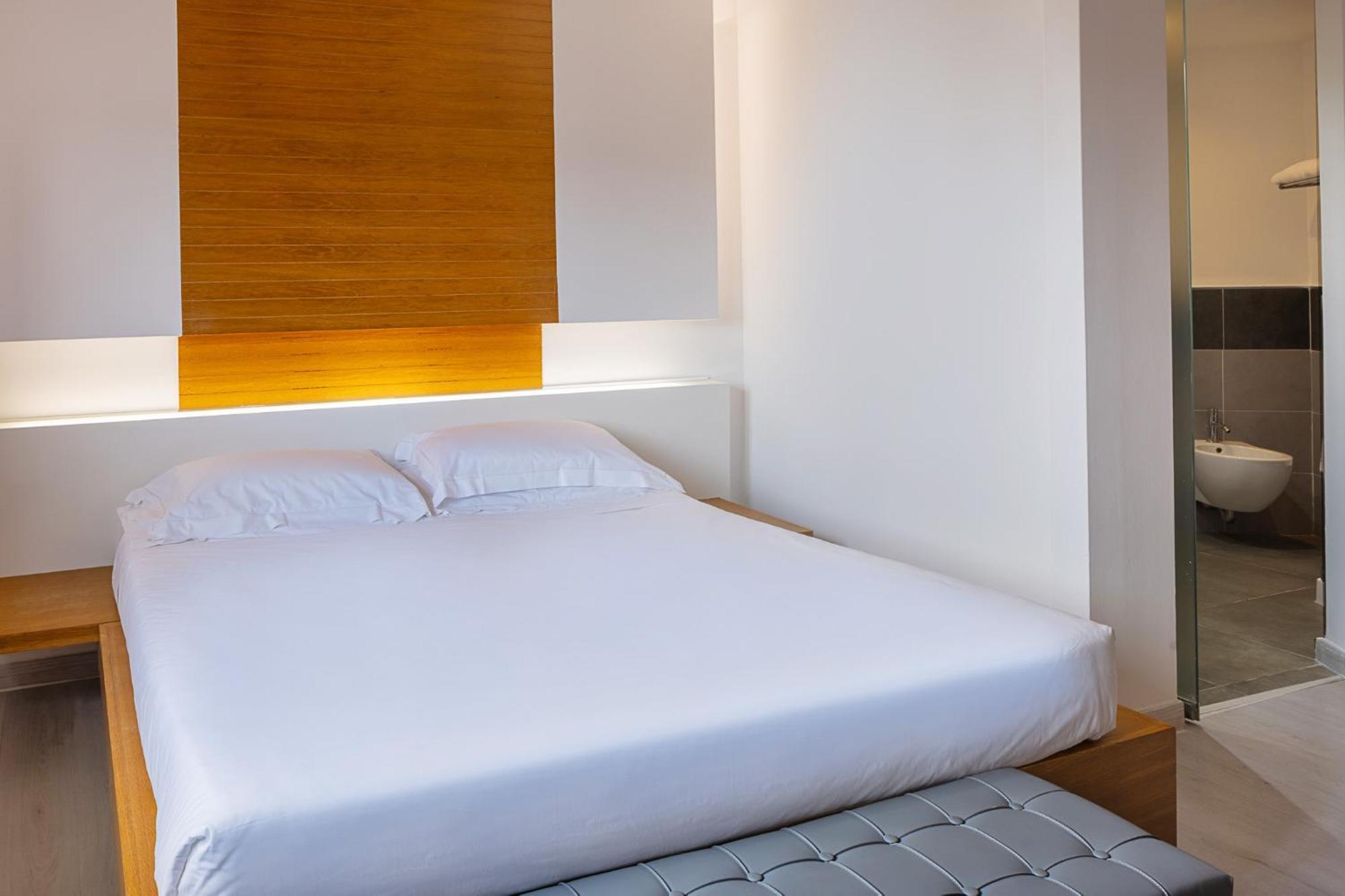 มอนตาแปร์ตี Hotel กาเซ็ตต้า ห้อง รูปภาพ
